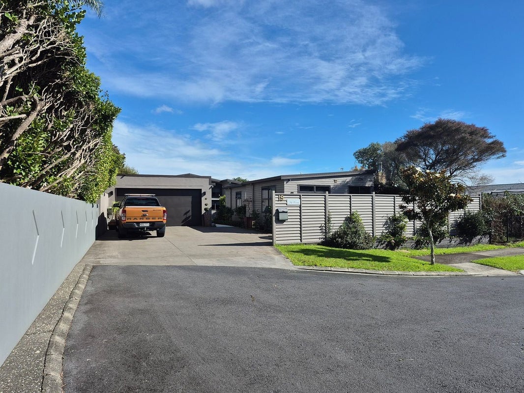 19 Janet Street, Sunnyhills, Auckland - Carousel 9