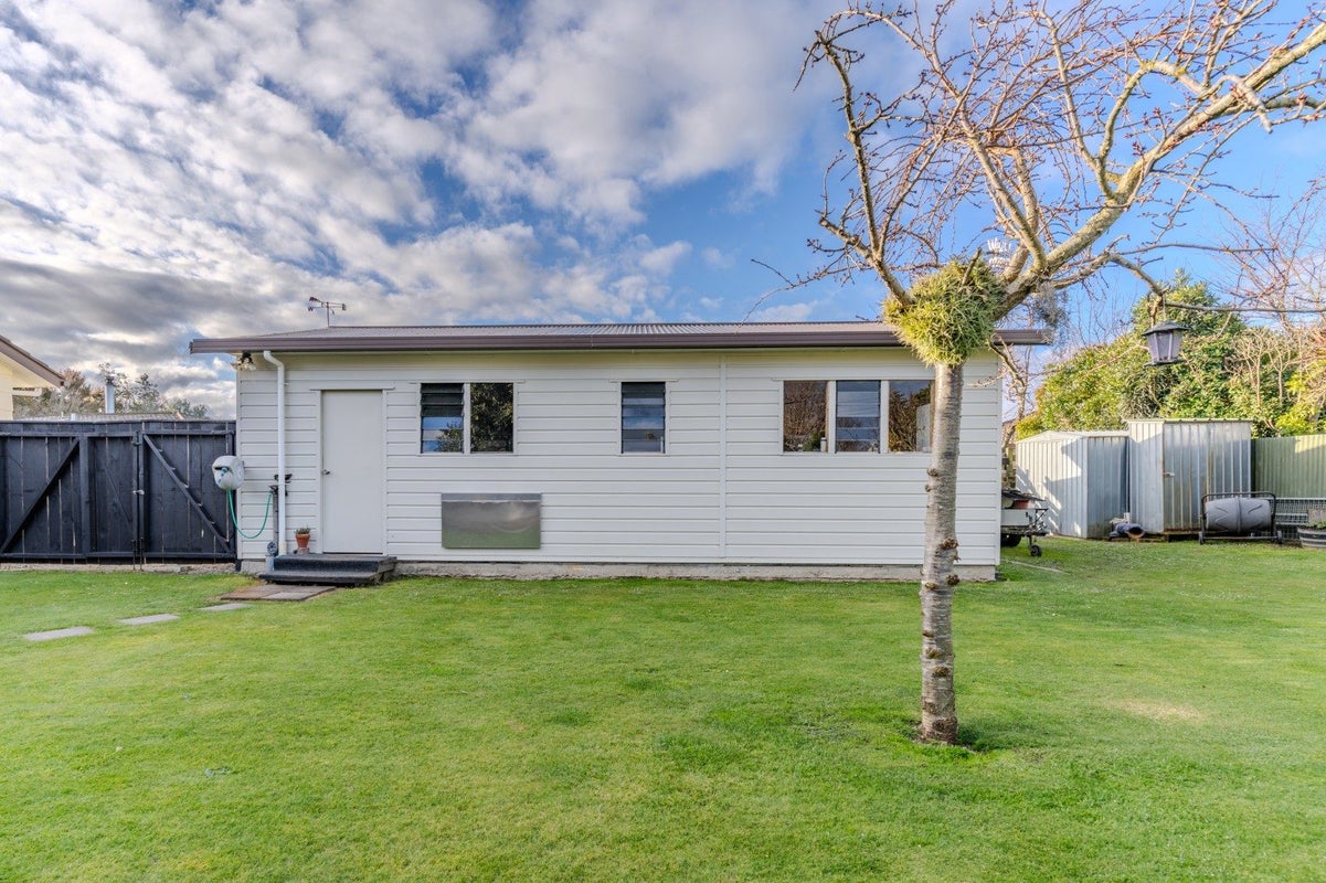 262 Cambridge Avenue, Ashhurst, Ashhurst - Carousel 27