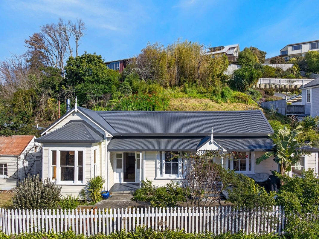 28 Milton Road, Bluff Hill, Napier - Carousel 1