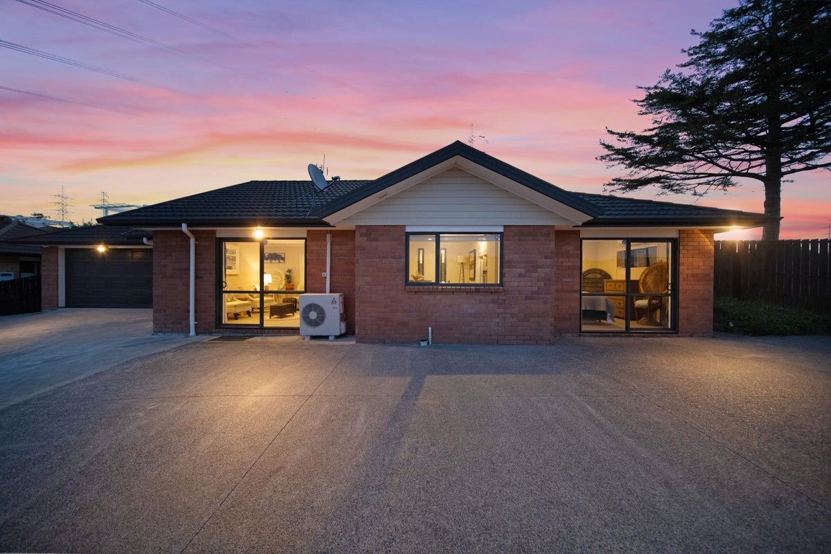 225 Triangle Road, Massey, Auckland - Carousel 1