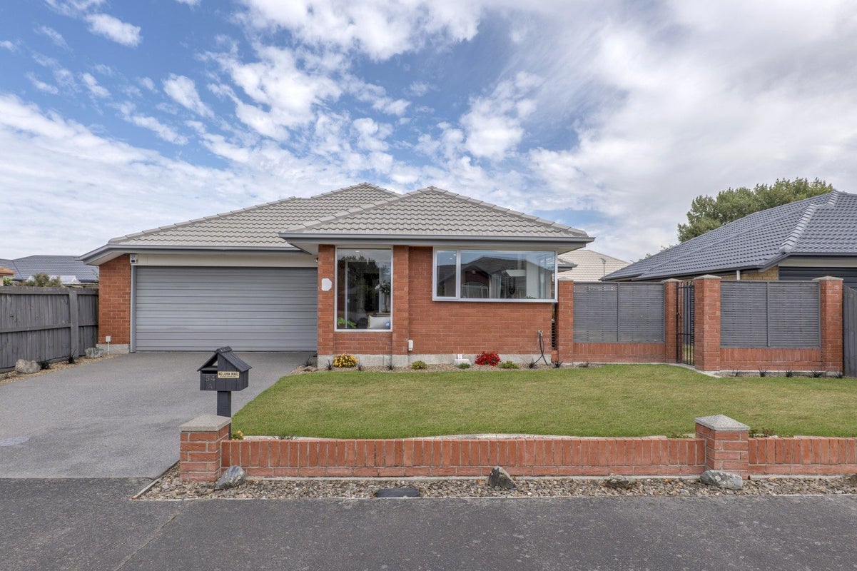 2/54 Bella Rosa Drive, Hei Hei, Christchurch - Carousel 2