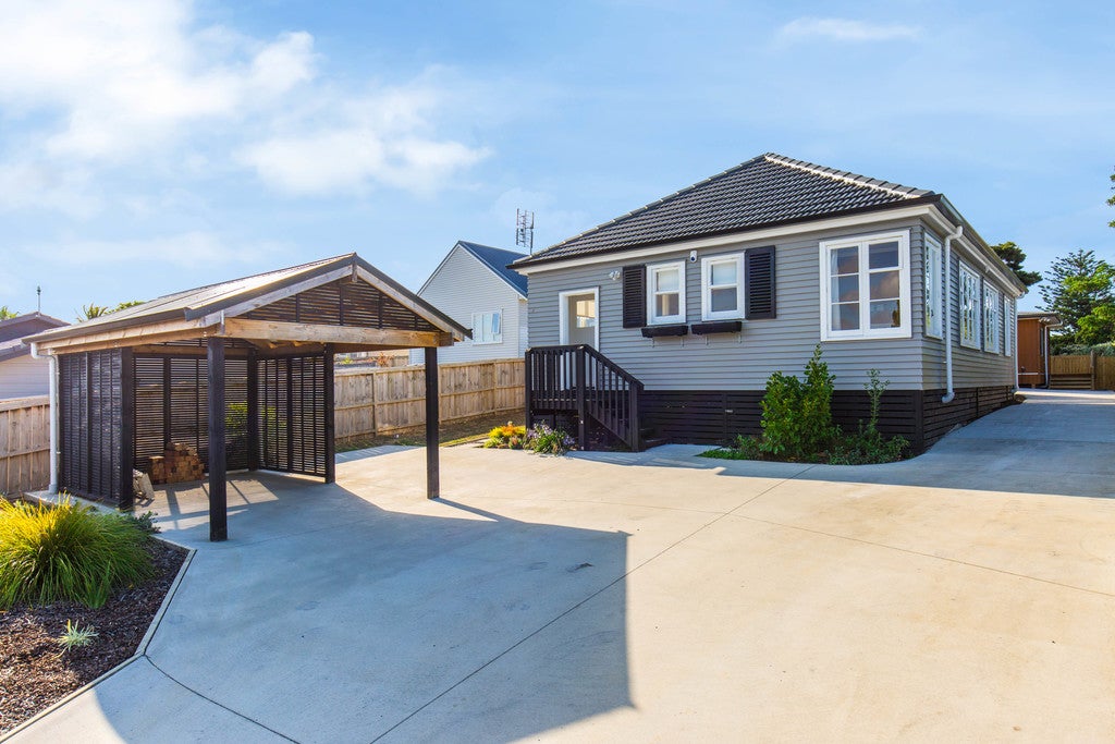 58 Second View Avenue, Beachlands, Auckland - Carousel 2