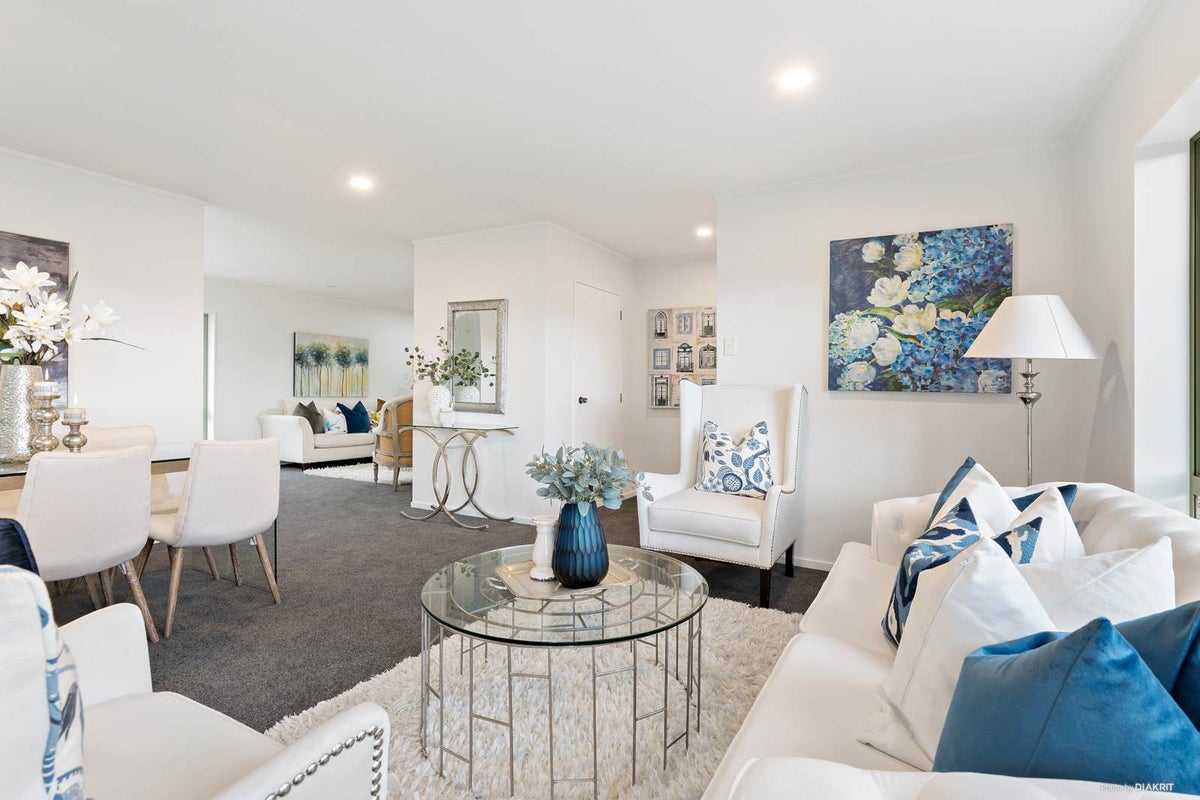 2/20 Tarnica Road, Northpark, Auckland - Carousel 2
