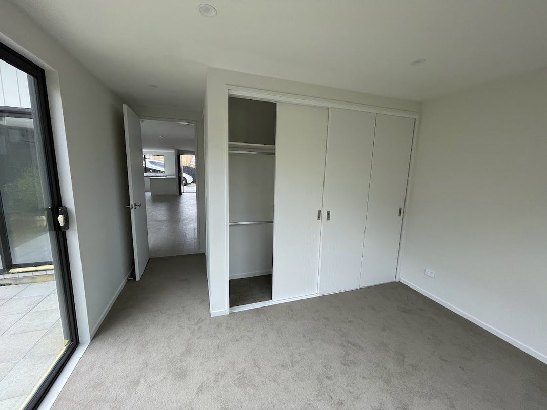 8/101 Hobsonville Road, West Harbour, Auckland - Carousel 44