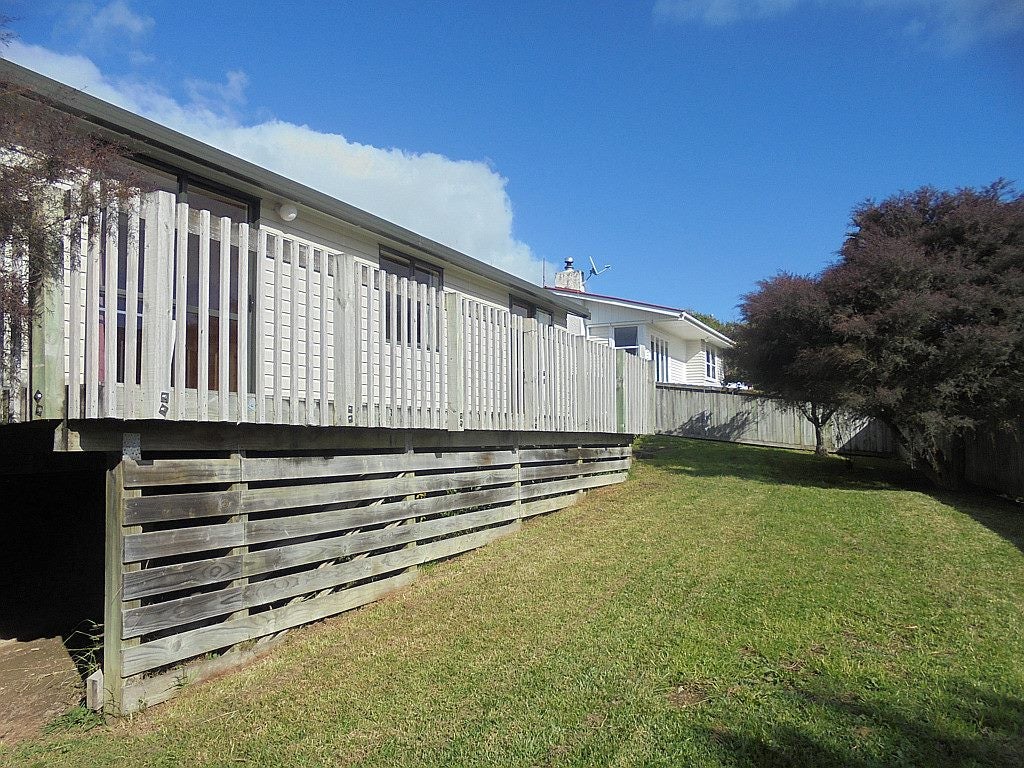 45A Birkdale Road, Birkdale, Auckland - Carousel 2