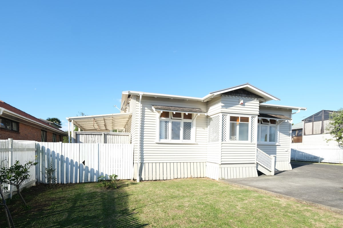 1/368 Richardson Road, Mount Roskill, Auckland - Carousel 12