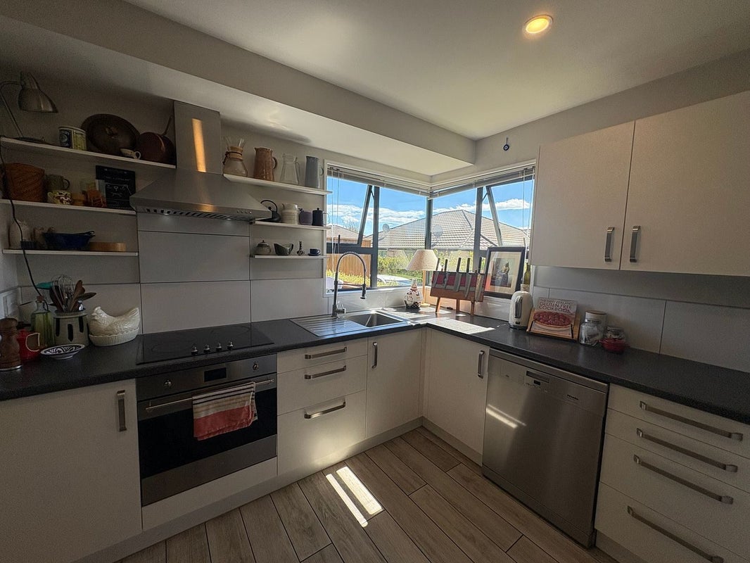 10B Geraldine Street, Edgeware, Christchurch - Carousel 2