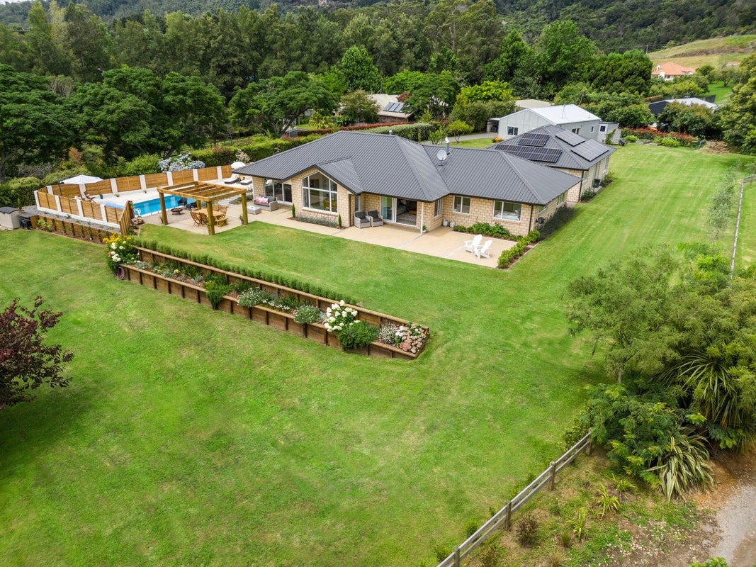 98A Munro Road, Minden, Tauranga - Carousel 37
