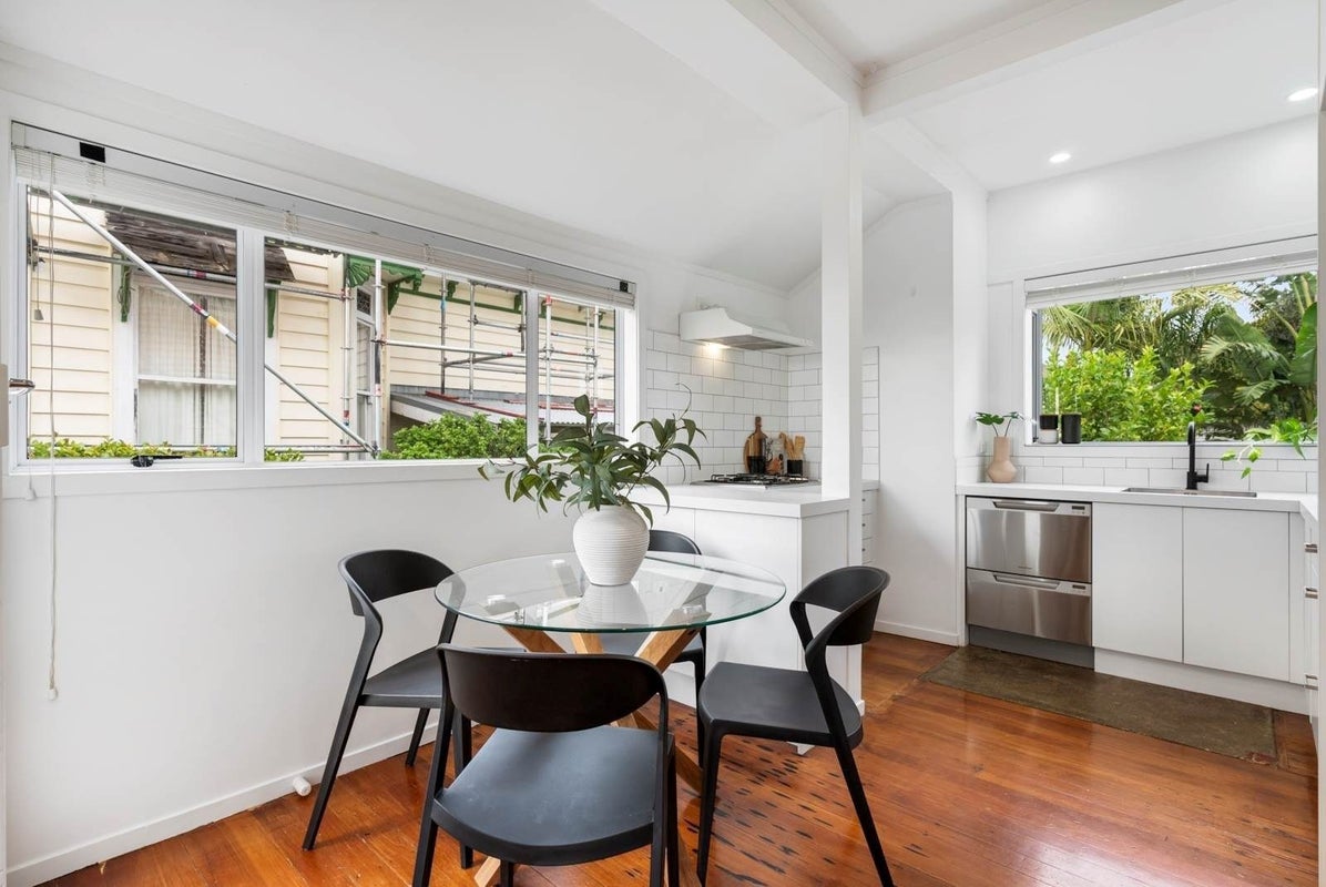 1/91 Queen Street, Northcote Point, Auckland - Carousel 2