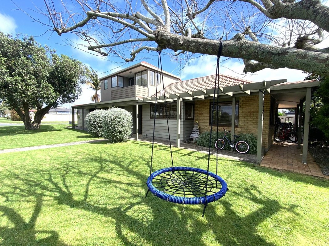 3 Apollo Street, Otumoetai, Tauranga - Carousel 1