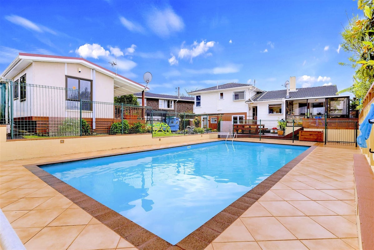 26 Spence Road, Henderson, Auckland - Carousel 2