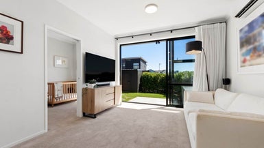 30 Raranga Lane, Hobsonville, Auckland - Carousel 1