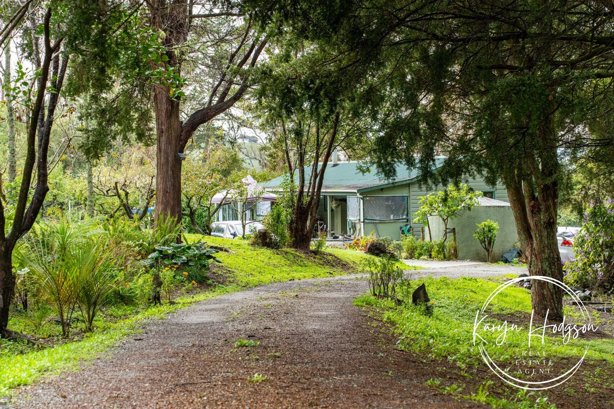 14 Woodland Road, Maungaturoto, Maungaturoto - Carousel 1