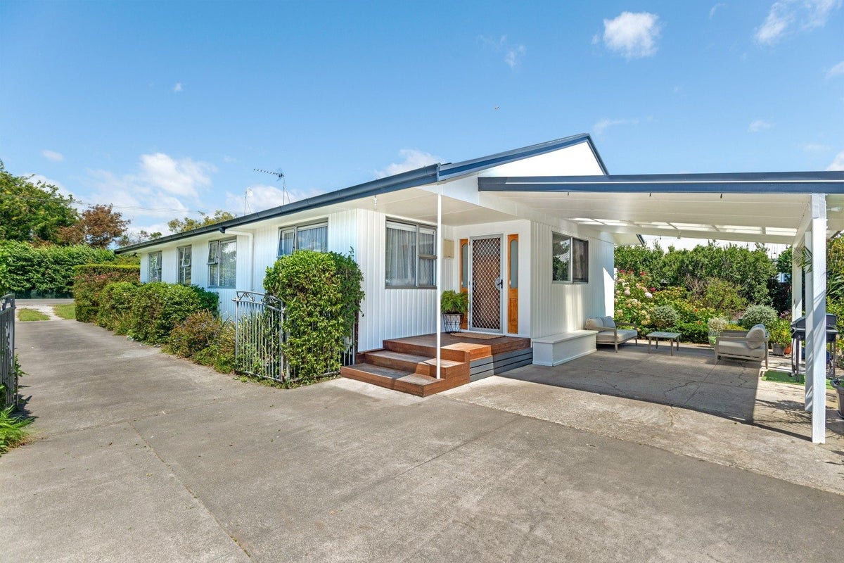 4 Atkins Street, Patutahi, Gisborne - Carousel 1