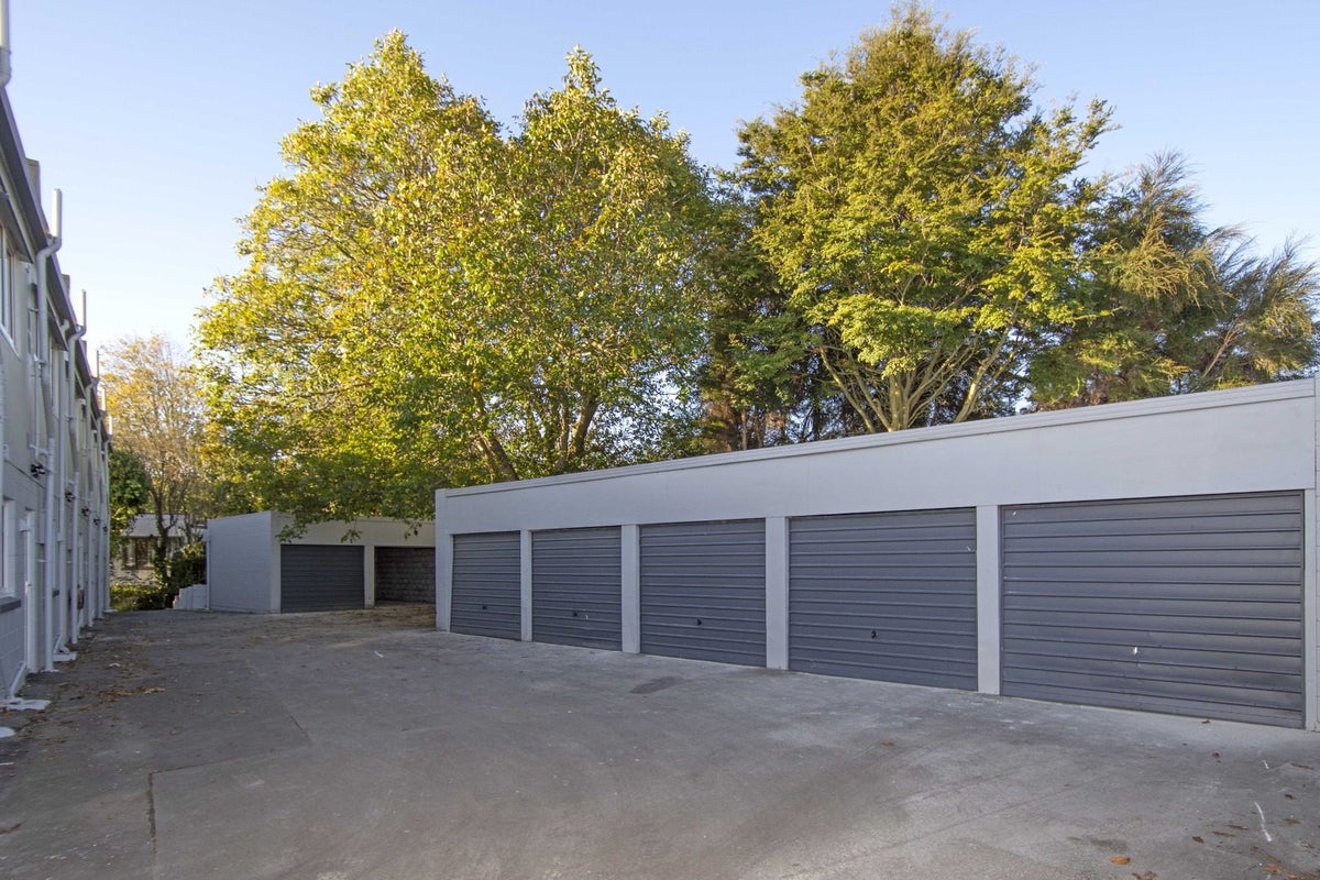 40 Collins Street, Addington, Christchurch - Carousel 12