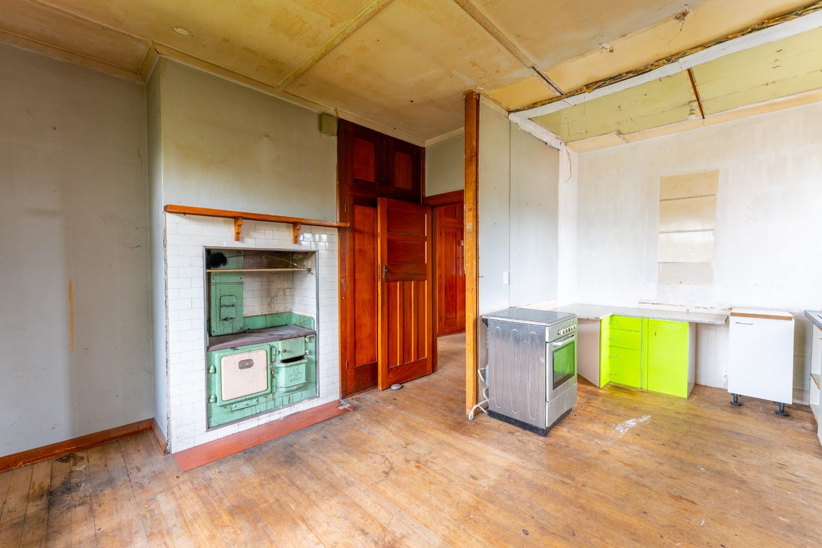 234 Church Street, West End, Timaru - Carousel 2