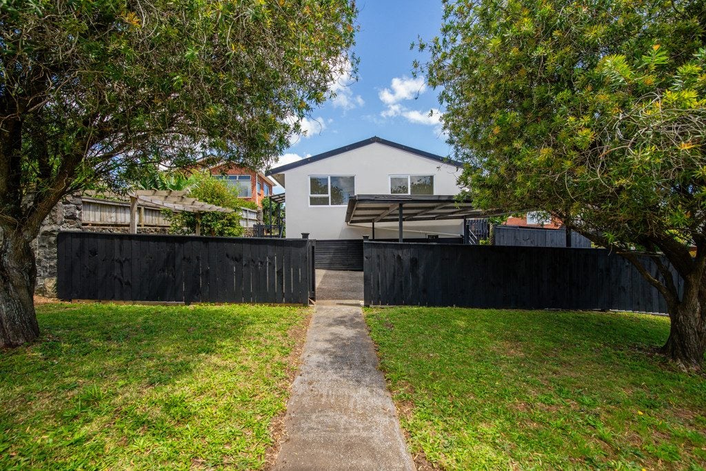 50A Te Kawa Road, Greenlane, Auckland - Carousel 2