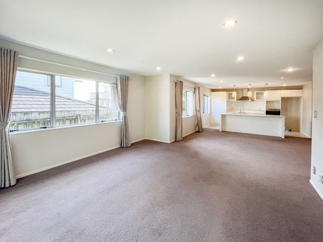 21A Keats Place, Blockhouse Bay, Auckland - Carousel 2