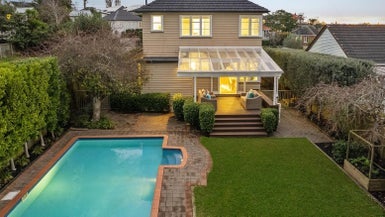 11 Manapau Street, Meadowbank, Auckland - Carousel 1