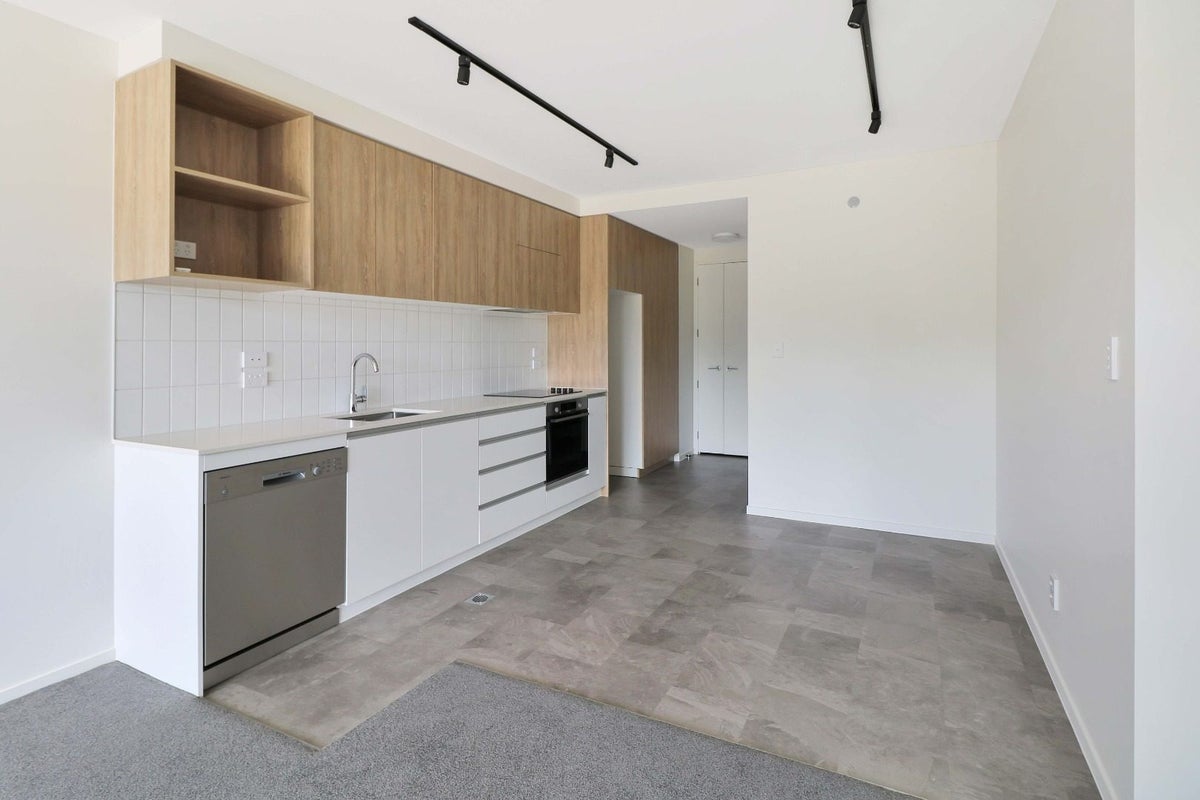 2/63 Tiketike Way, Brooklyn, Wellington - Carousel 2