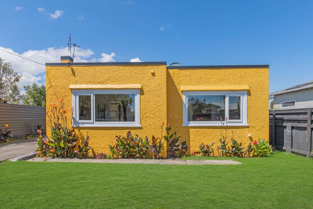 8A Pharazyn Street, Gonville, Whanganui - Carousel 2