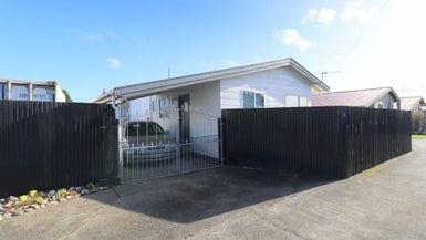 3/246 Crinan Street, Appleby, Invercargill - Carousel 1