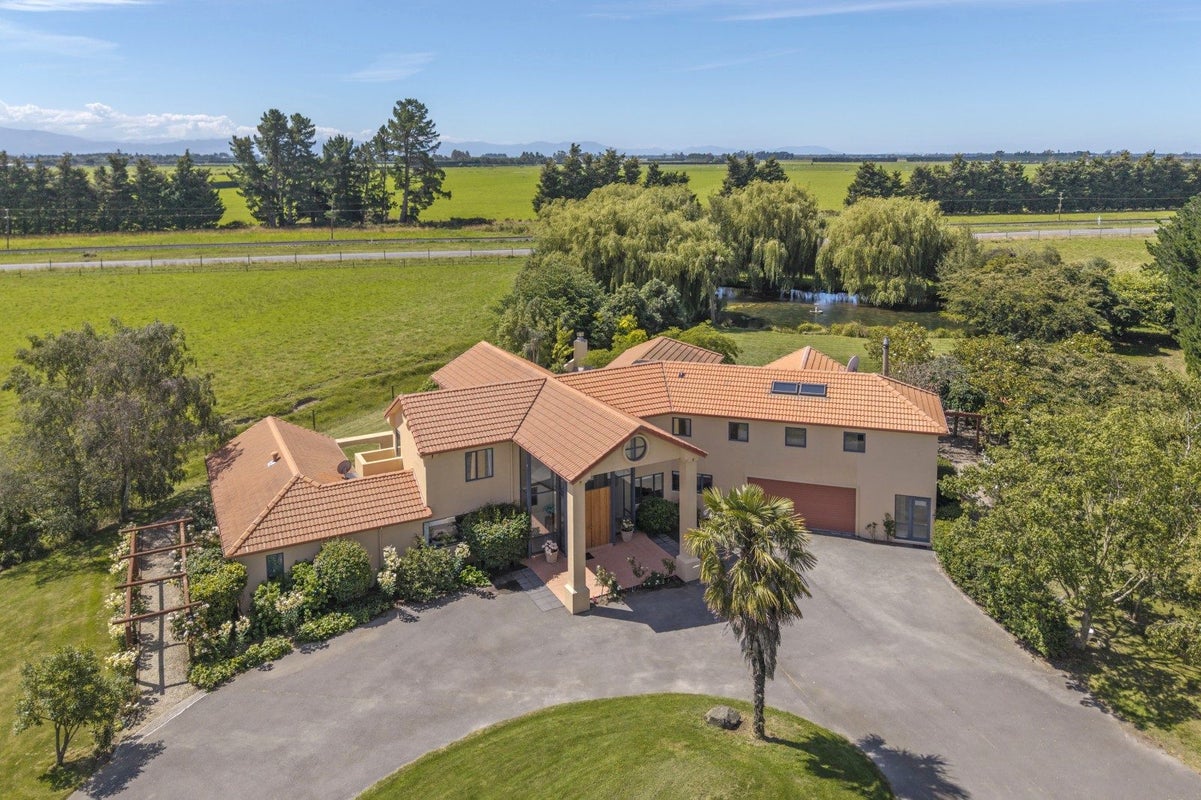2817 West Coast Road, Darfield - Carousel 2