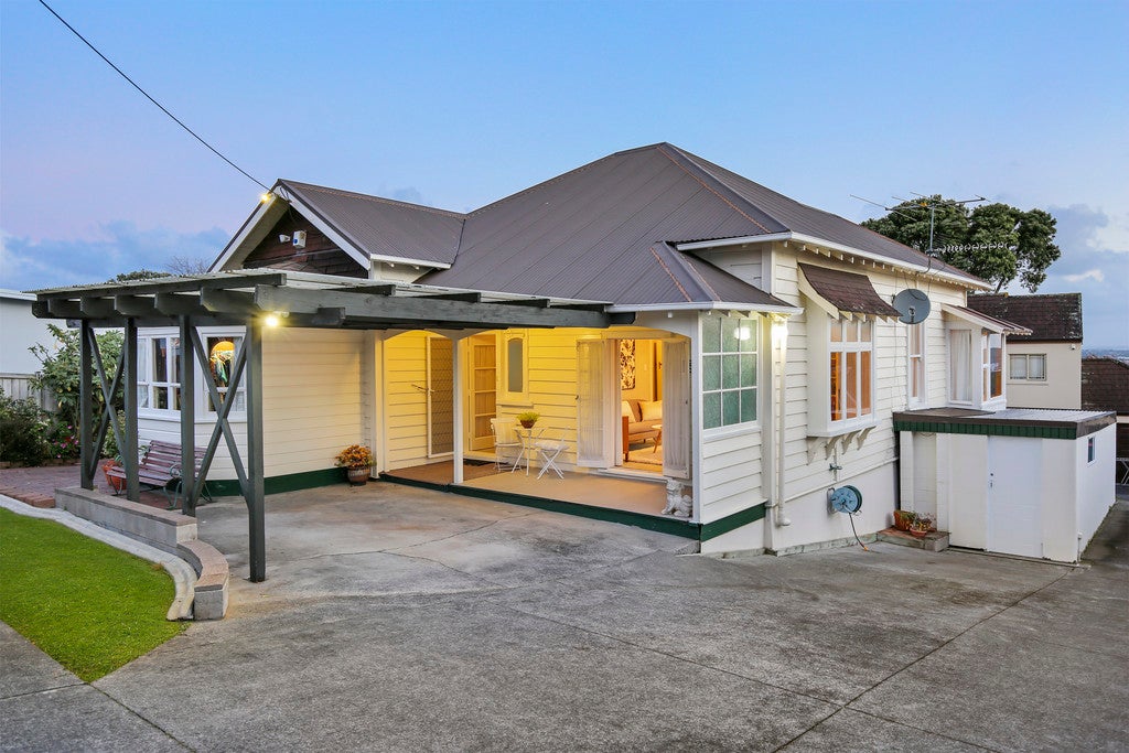 25 Tawa Road, Onehunga, Auckland - Carousel 1