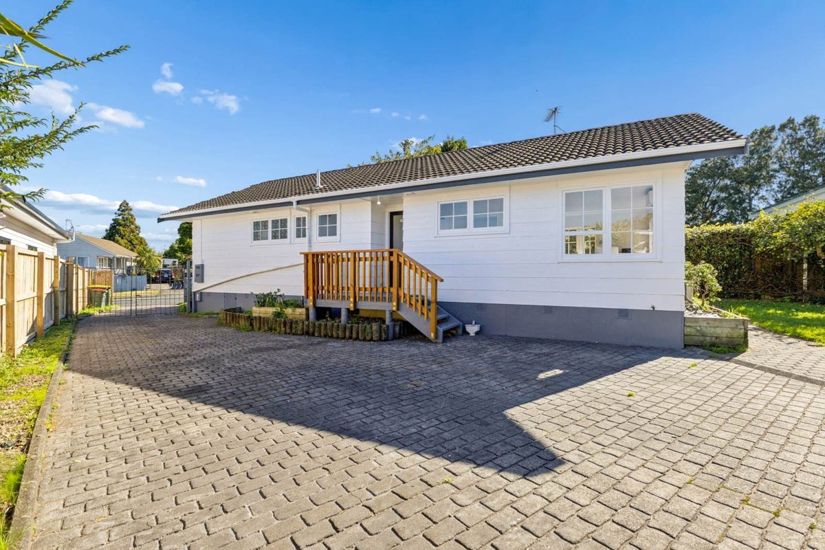 46 John Walker Drive, Manurewa, Manukau City, Auckland - Carousel 2