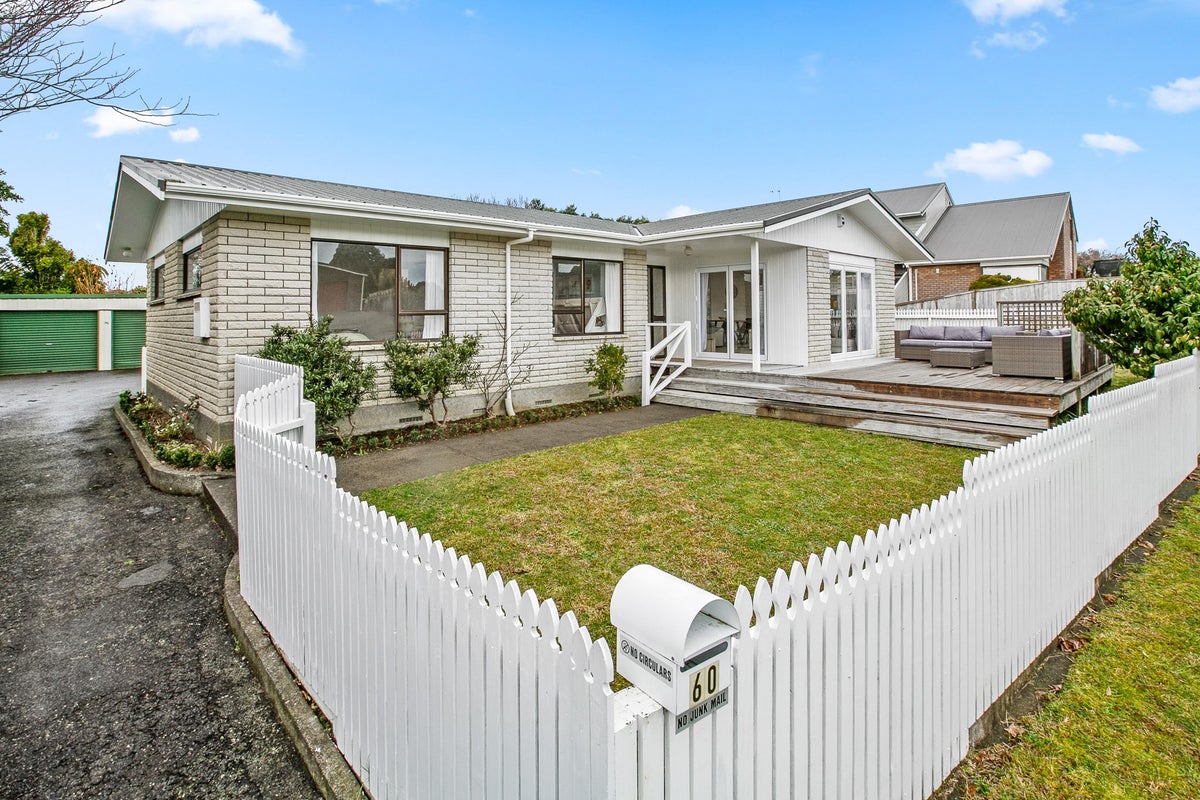 60 Karina Road, Merrilands, New Plymouth - Carousel 1