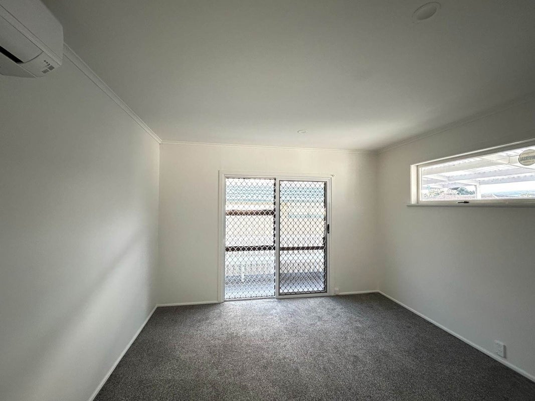 178 Lincoln Road, Henderson, Auckland - Carousel 22