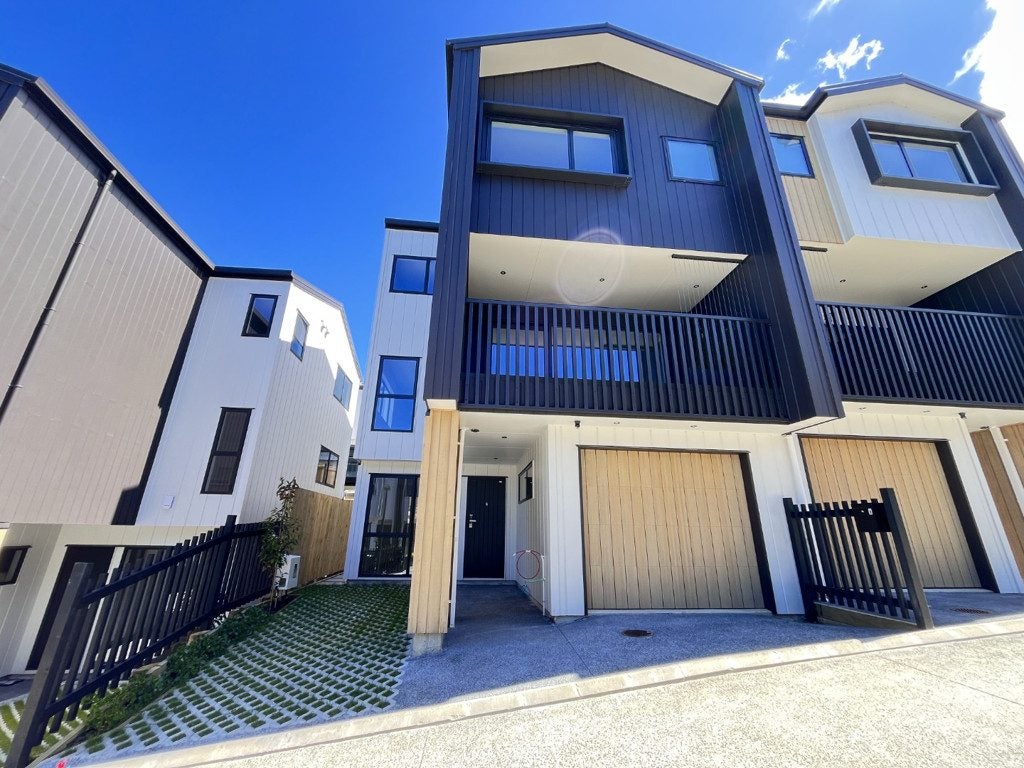 10 Irwin Lane, Windsor Park, Auckland - Carousel 2