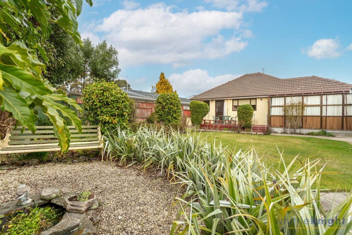 6 Kyeburn Place, Avonhead, Christchurch - Carousel 1