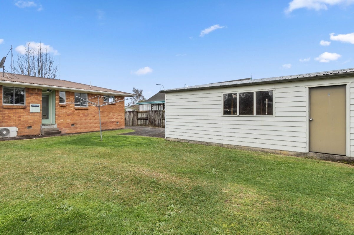 5A Kowhai Street, Hamilton Lake, Hamilton - Carousel 18