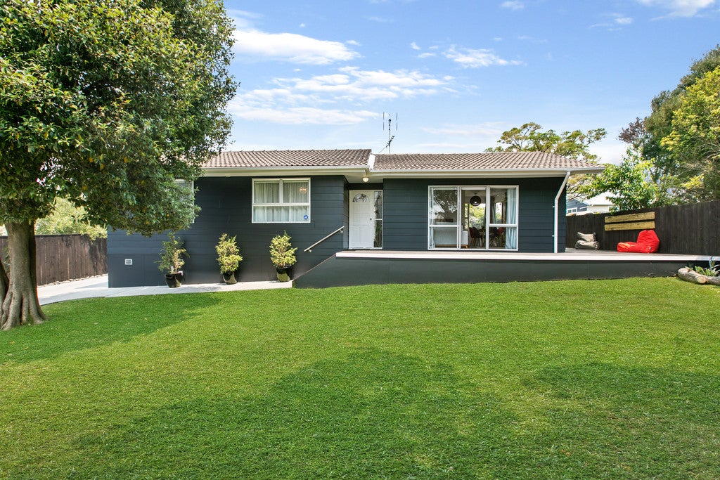56 Shelly Bay Road, Beachlands, Auckland - Carousel 2