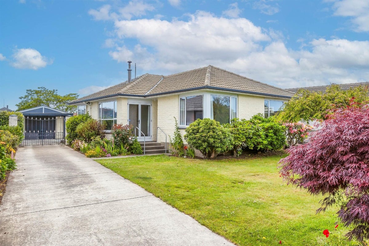 23 Dunstan Crescent, Hornby, Christchurch - Carousel 1
