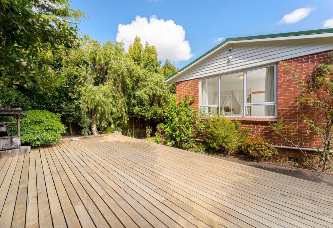 124 Edmonton Road, Te Atatu South, Auckland - Carousel 1