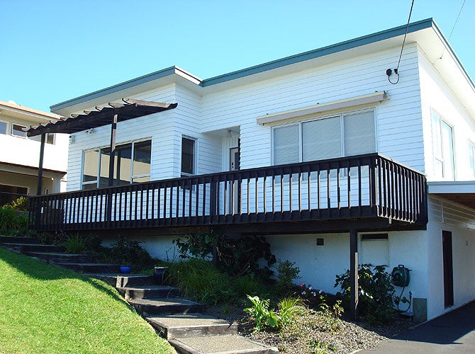 226 Beach Road, Campbells Bay, Auckland - Carousel 1