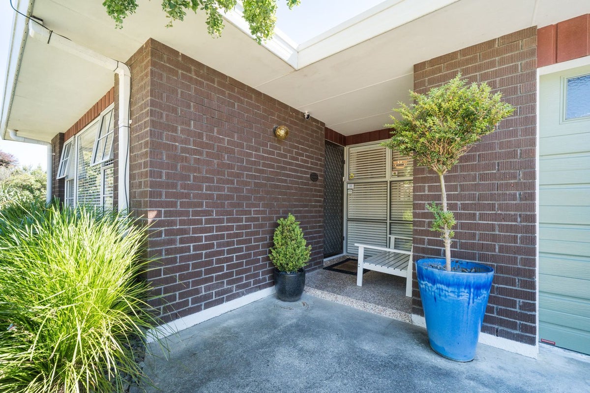 81 Long Melford Road, Awapuni, Palmerston North - Carousel 2