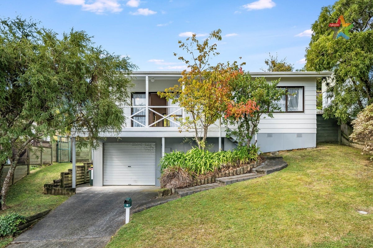 11 Robson Street, Stokes Valley, Lower Hutt - Carousel 1