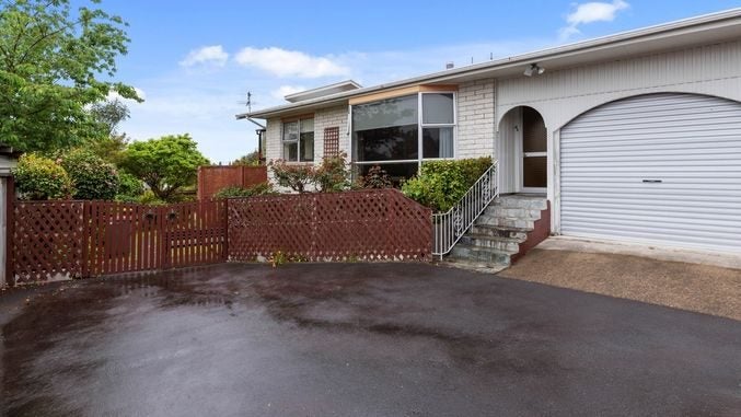 4B Bata Place, Pomare, Rotorua - Carousel 1