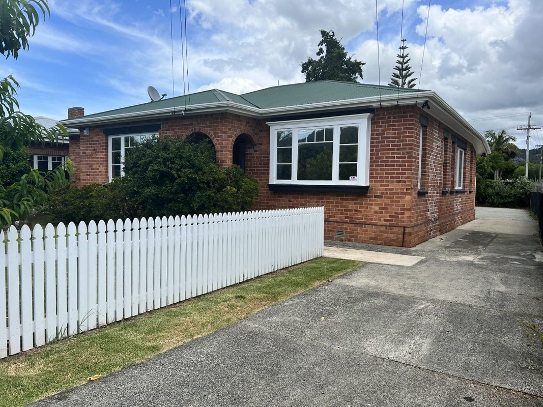 5 Henry Street, Kensington, Whangarei - Carousel 1