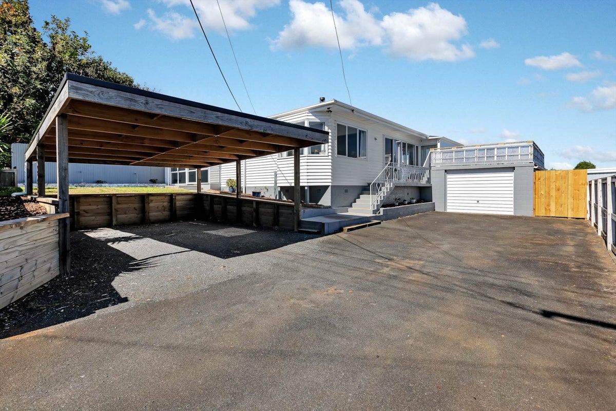41 Sherwood Road, Onerahi, Whangarei - Carousel 1