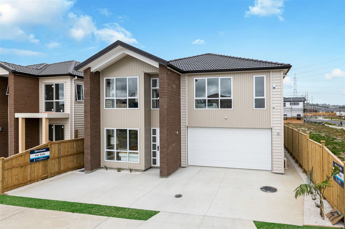 47 Ksenia Drive, Flat Bush, Auckland - Carousel 1