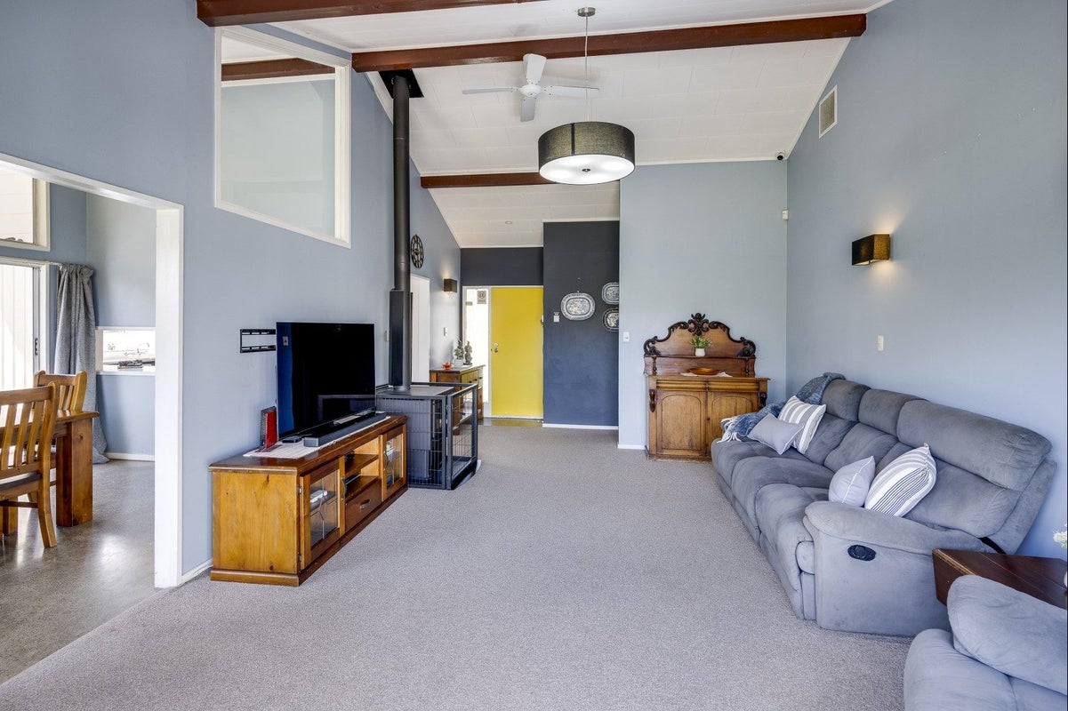 35 Lichfield Crescent, Tamatea, Napier - Carousel 2