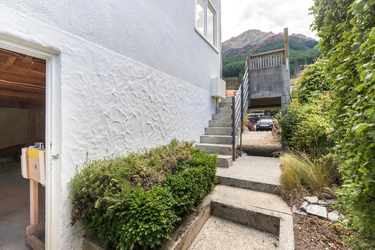 177 Fernhill Road, Fernhill, Queenstown - Carousel 25
