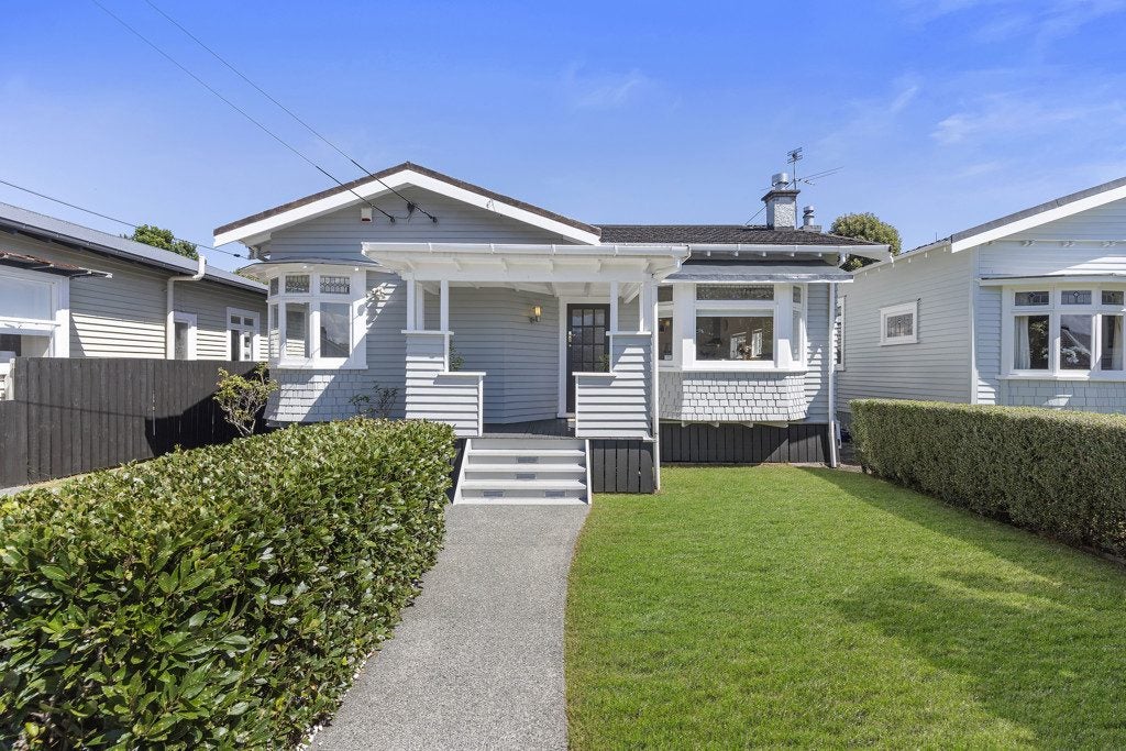 40 Lambeth Road, Mount Eden, Auckland - Carousel 1