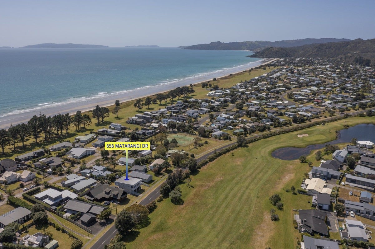 656 Matarangi Drive, Matarangi, Whitianga - Carousel 2