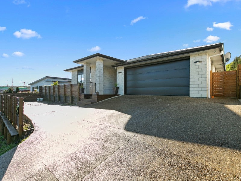 164 Kennedy Road, Pyes Pa, Tauranga - Carousel 1