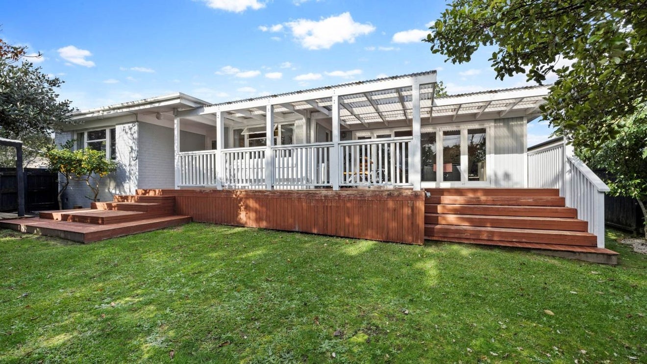 416 West Coast Road, Glen Eden, Auckland - Carousel 1